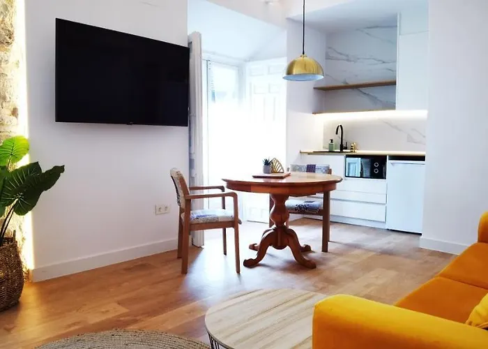 MANZANO PALACE. Habitaciones y Suites 30 m2 en la Plaza Mayor Almagro